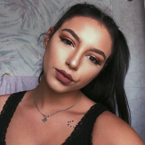 Meet your Posher, Mckemma - Picture 1 of 1